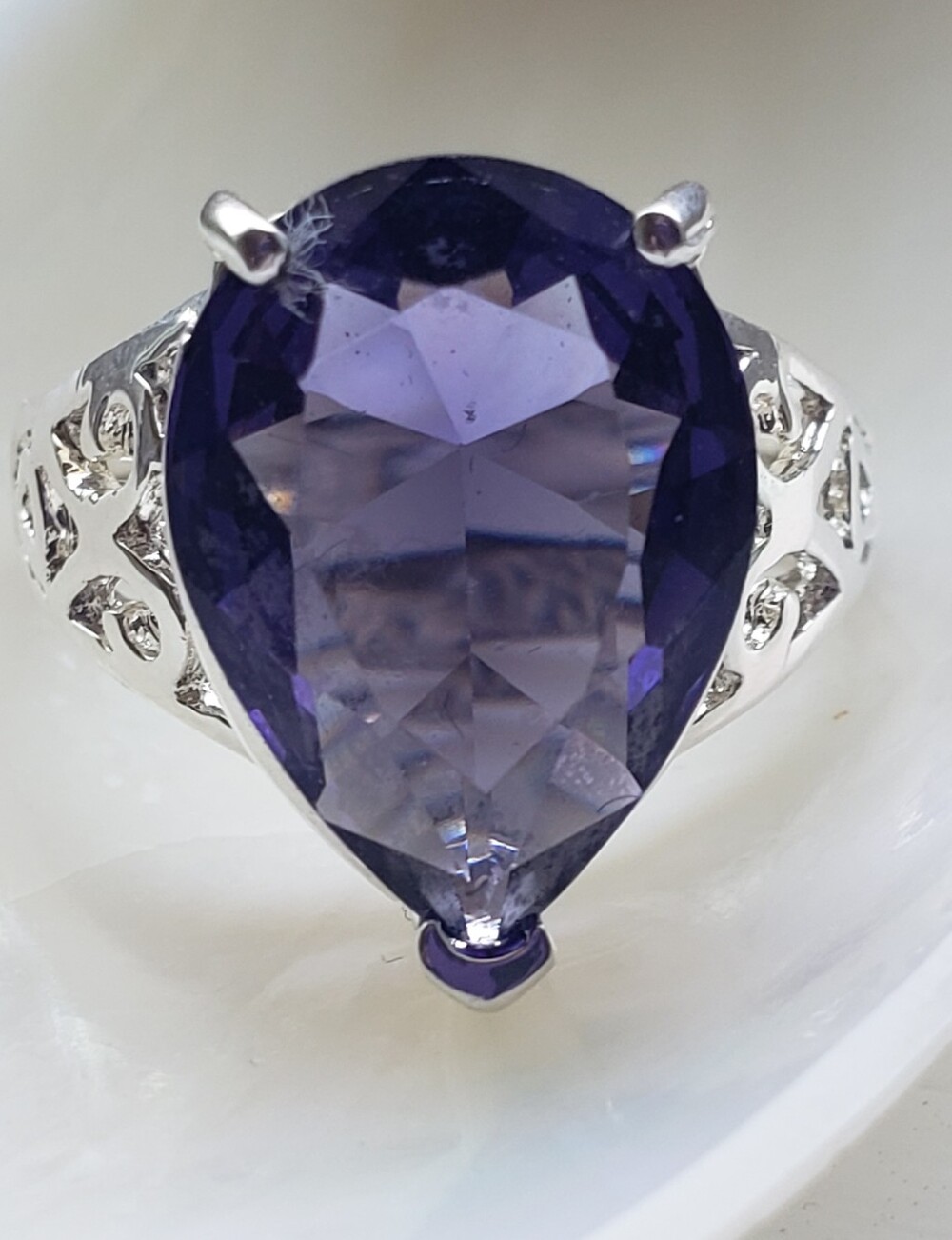 Teardrop Or Pear-shaped Statement Amethyst Fashion Ring Beautiful Silver , Sz 8